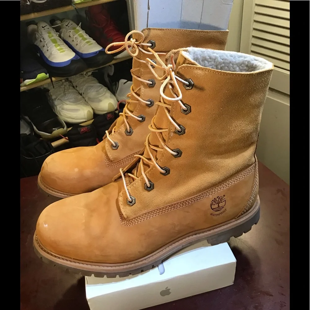 Timberland 6 Inch Basic WaterproofWinter boots. Get ready for the winter.